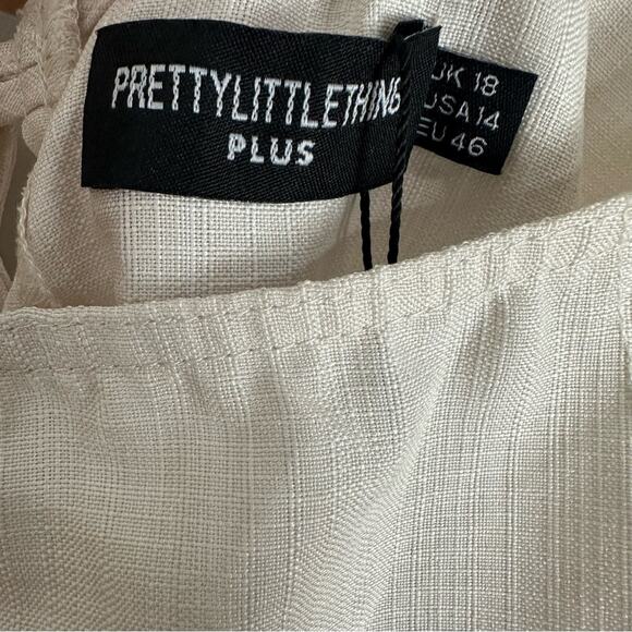 Pretty Little Thing Plus Cream Linen Lace Up Back Crop Top Size US 14 NWT - Picture 2 of 9